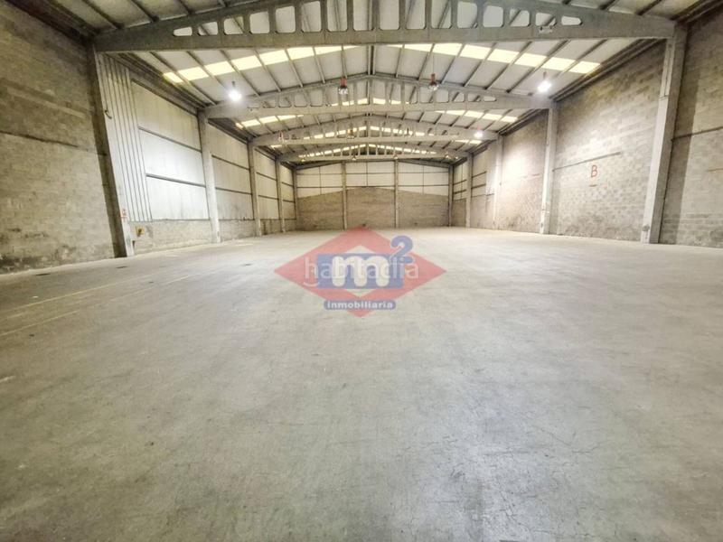 Foto f0276f3e-73d7-41c5-9f7f-14c264ad8e1e. Affitto capannone industriale in Porriño (O)