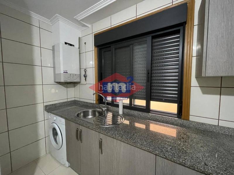 Foto 9517370b-2288-41ff-8d0b-b8b460abb99e. Miete dachwohnung mit heizung parking in Salceda de Caselas