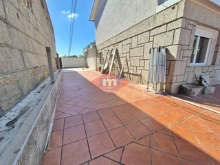 Lloguer Casa  Calle periferia. Planta baja de casa en alquiler
