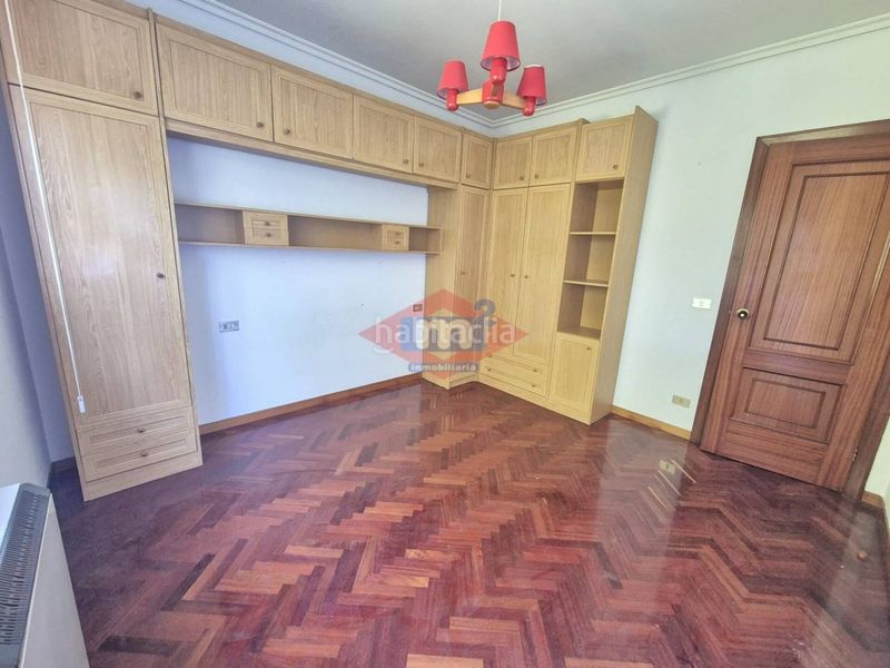 Foto 56b14c54-9fae-4f99-a6a6-139fddbc3b17. Flat in avenida concordia 54 in Tui