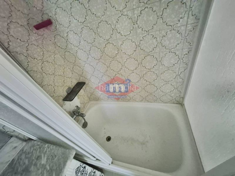 Foto fa7b0403-718a-42b2-873f-84f12bedf26f. Flat in avenida concordia 54 in Tui