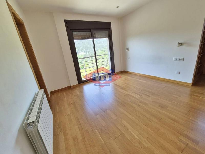 Foto 5814258b-47c1-4b85-b111-0cf881d090e5. Xalet amb calefacció aparcament a Salceda de Caselas