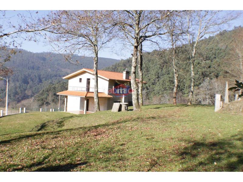 Foto 5a0532ae-6b11-4112-8c29-a3ee2d587f7a. Xalet amb calefacció aparcament a Salceda de Caselas