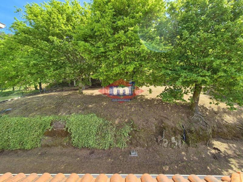 Foto a40cbd69-ebc8-4f62-8cad-4277765a59a3. Xalet amb calefacció aparcament a Salceda de Caselas