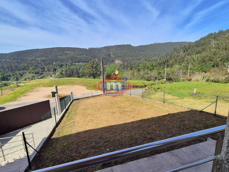 Foto b7e1d033-d42f-4f6b-ad2f-670825914a43. Xalet amb calefacció aparcament a Salceda de Caselas