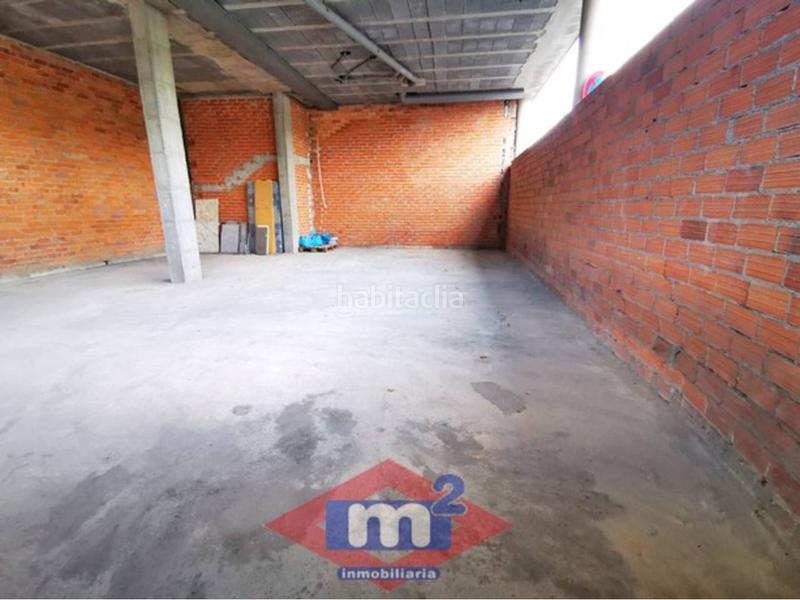 Foto 8aee174a-3673-4ab8-bab8-d3f1da1dbb7d. Local comercial  muy bien ubicado en Salceda de Caselas