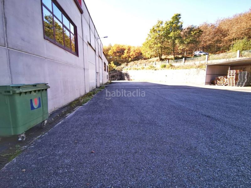 Foto 56daaa25-958a-4fd3-9470-a5a8b0c40877. Location bâtiment à usage industriel dans Mos