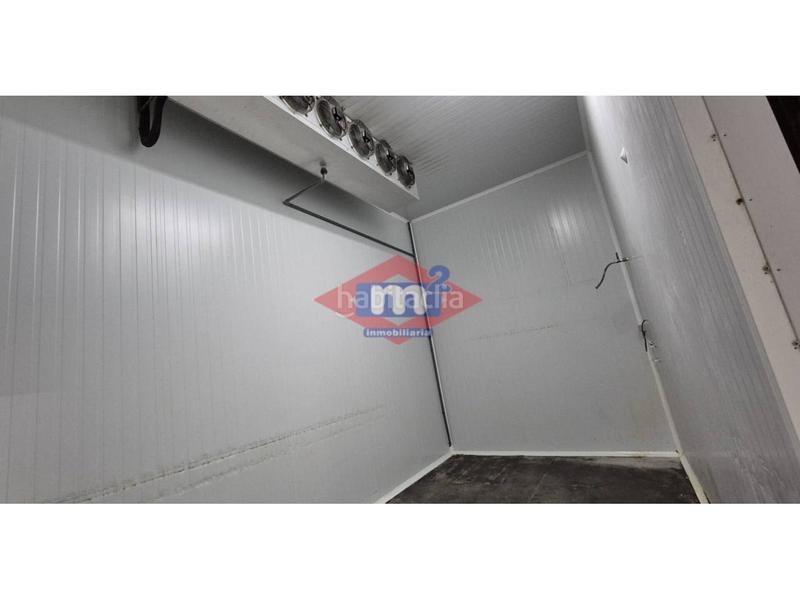 Foto 309728a3-50c6-482a-be52-7f8fced2cfe2. Capannone industriale in Porriño (O)