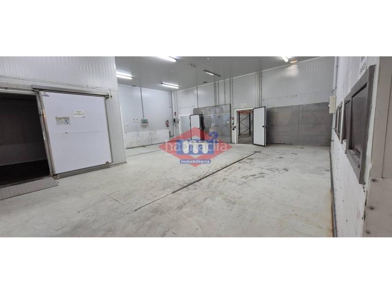 Foto 5ff9ba80-1249-45b9-aca5-090a0cff2191. Capannone industriale in Porriño (O)