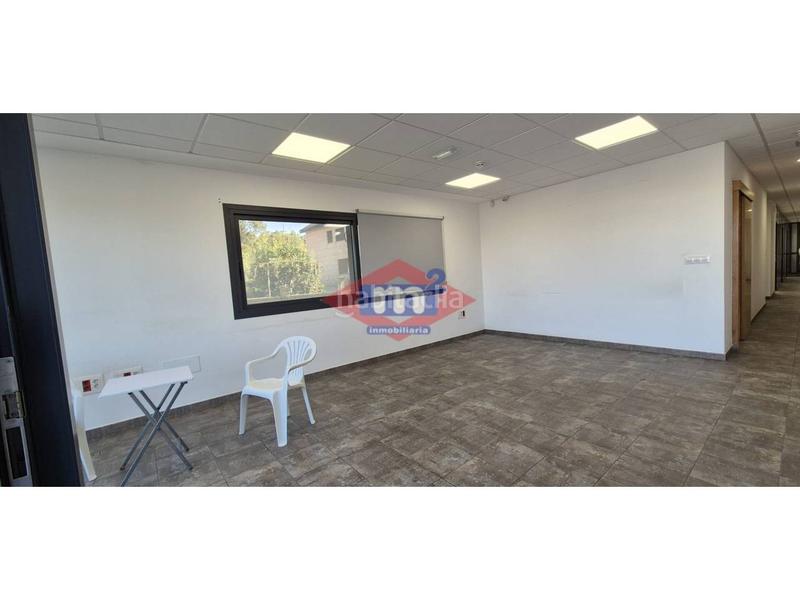 Foto 72cc27bc-0e1a-4904-90e0-2f42705a6b9f. Capannone industriale in Porriño (O)