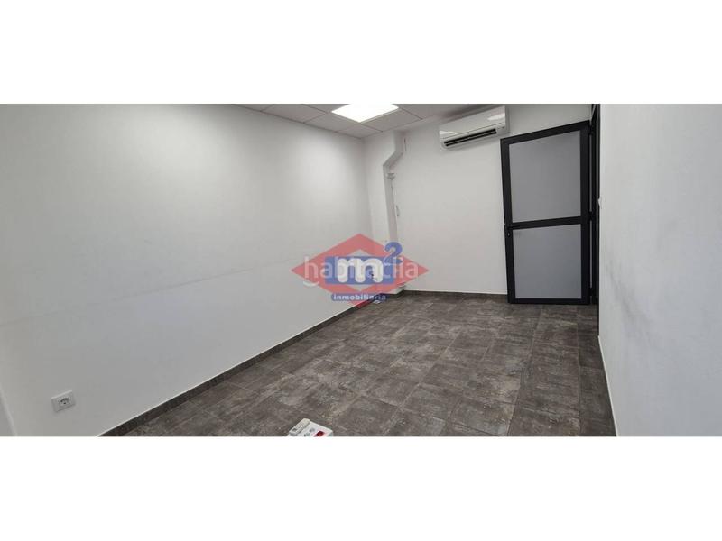 Foto db6aa314-87c7-4cd1-abc0-61c59d5ee670. Capannone industriale in Porriño (O)