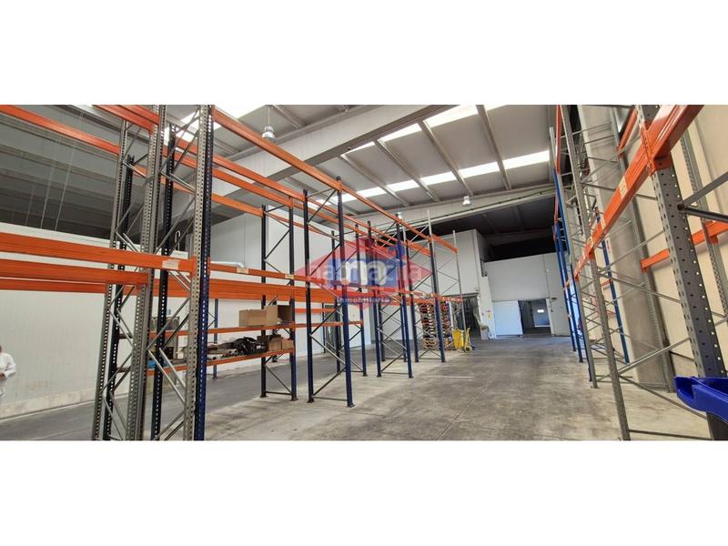 Foto e86aaeb0-0282-4d05-b531-ca3a2f9bc8b6. Capannone industriale in Porriño (O)