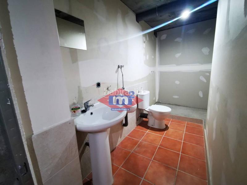 Foto bcc18123-3d8e-4b73-80af-b0b746e5f92f. Geschäftsraum in Salceda de Caselas