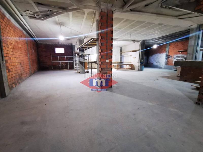 Foto f03f0c88-f4d5-4a6b-aa3e-664563c1b9de. Geschäftsraum in Salceda de Caselas