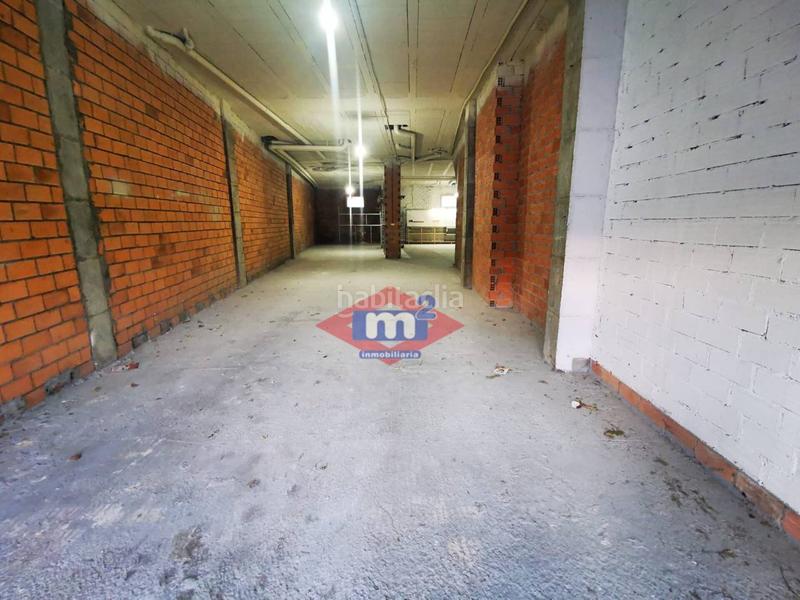 Foto f2ac79c8-ef19-4540-ac38-befc2c1686a0. Geschäftsraum in Salceda de Caselas