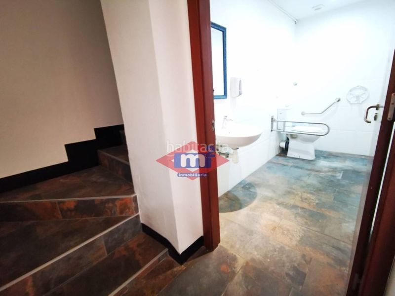 Foto d5e4f3ae-c69b-414b-b524-87ba59794612. Lloguer local comercial a Baiona