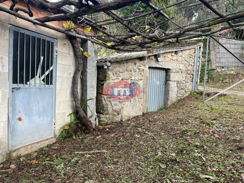 Foto 044f3577-8f94-4e82-994e-db3b083b72bc. Finca rústica terreno en venta ! en Salceda de Caselas