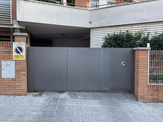 Parking voiture  Carrer joan n. garcía-nieto. Plaza de parking en venta!