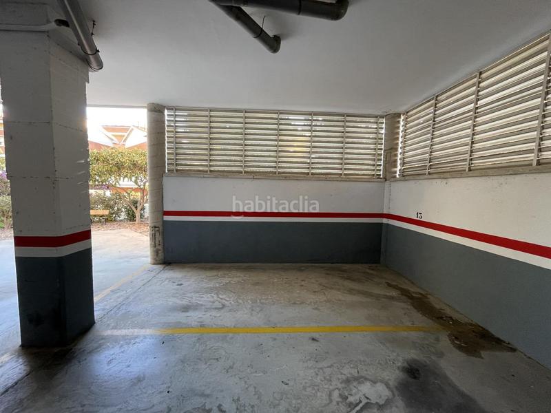 Foto e8e3e9bd-dd09-4a95-a6eb-3e48f7976b72. Parking voiture dans Les Grases Sant Feliu de Llobregat