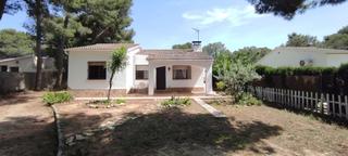 Casa  Carrer sabadell. Oportunidad única en cabra del camp! casa con amplio terreno de