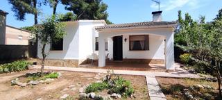 Maison  Carrer sabadell. Oportunidad única en cabra del camp! casa con amplio terreno de