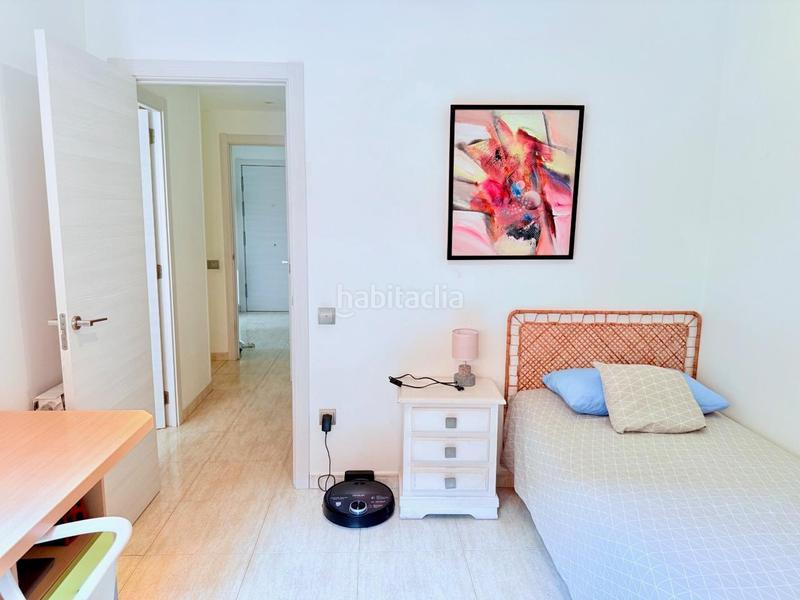 Foto 1e947a7a-e056-45f6-aef7-4e56debbc277. Appartamento con parcheggio in Roses-Castellbell Sant Feliu de Llobregat