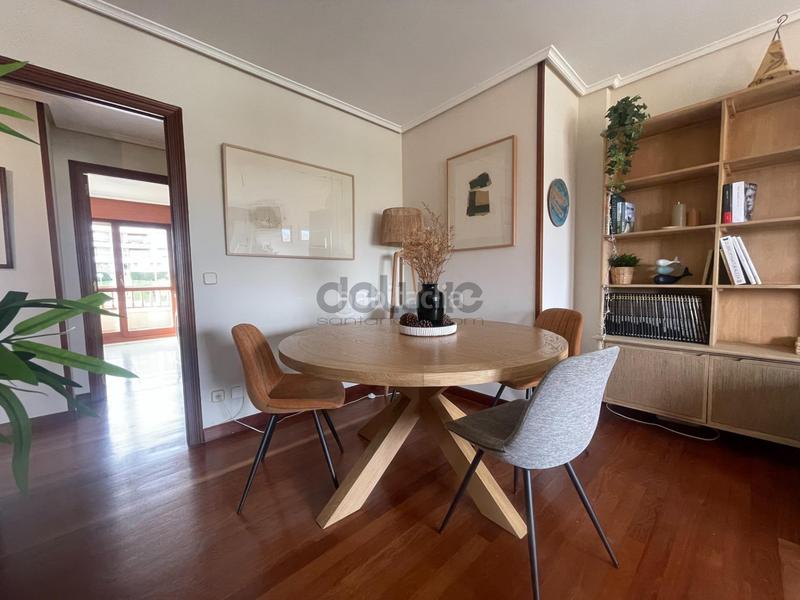 Foto 18576284-e320-4c71-aac3-9c793c18538e. Location appartement avec chauffage parking piscine dans Santander