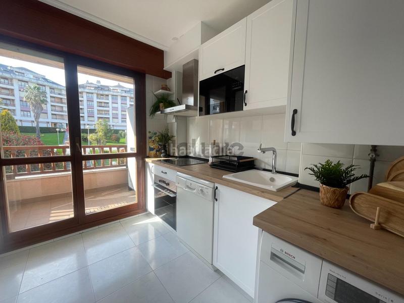 Foto 336344b9-b9a8-4a03-ba86-df8f45fd0898. Location appartement avec chauffage parking piscine dans Santander