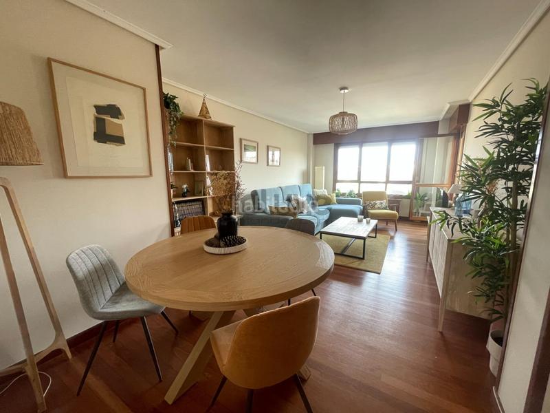 Foto 9596dd0a-e4f6-4b00-b64f-1ce55e04582b. Location appartement avec chauffage parking piscine dans Santander