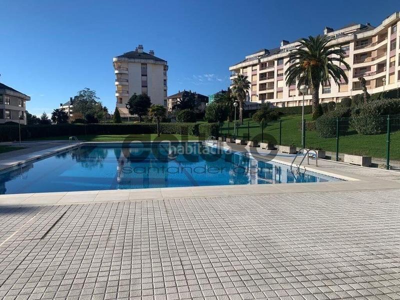 Foto 84a74424-cc40-4d19-b5d5-c05b7989cd08. Miete etagenwohnung mit heizung parking pool in Valdenoja Santander