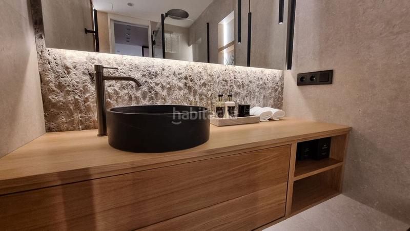 Foto c1768f95-fc40-4aec-95f2-df53c514eb30. Apartamento en Las Brisas Marbella