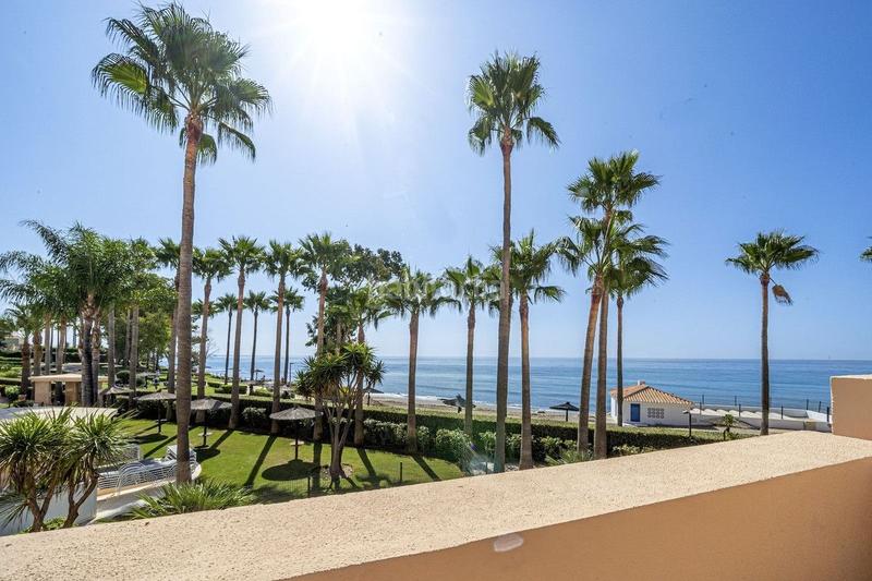 Foto 4393d362-34bc-49de-9b96-8421efa972e8. Appartement avec parking piscine dans Parque Central Estepona