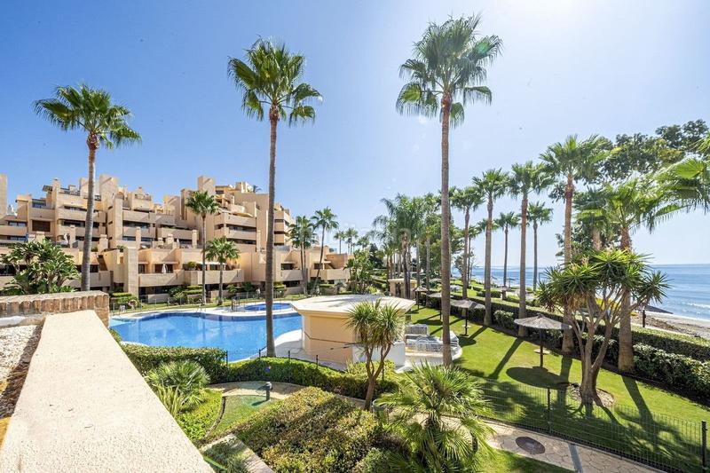 Foto 51960f33-a61e-49c4-b1ab-8219d5f67ef1. Appartement avec parking piscine dans Parque Central Estepona