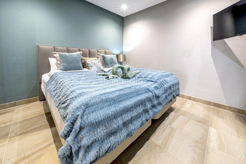 Foto c07e7a6d-1ec2-47e9-a70e-22a73d356dd1. Appartement avec parking piscine dans Parque Central Estepona