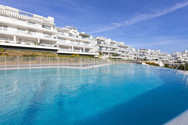 Foto 0d1a1f55-97d6-4868-9dd9-c76b820f7a68. Dúplex en Cancelada Estepona