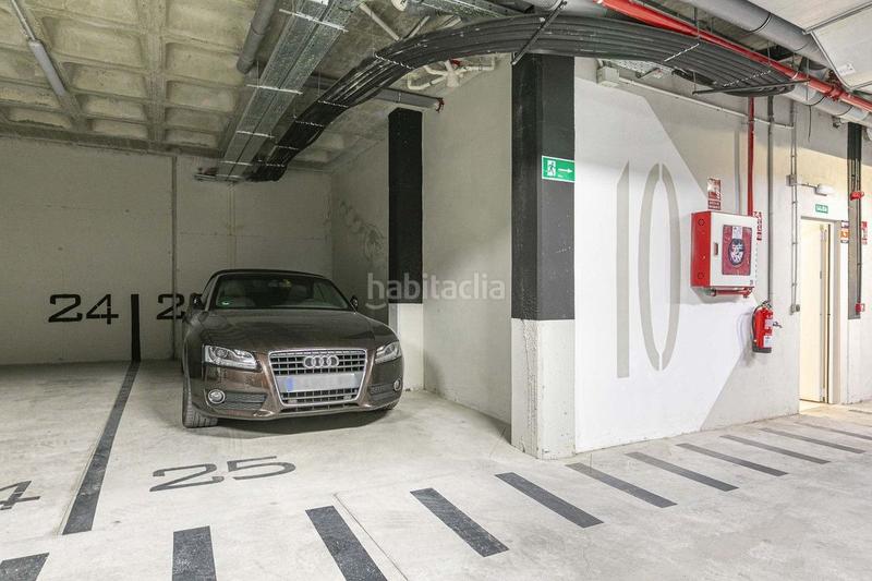 Foto 0c3ea4bf-ec8b-44f1-bbb2-eeecc6d0434c. Zweistöckige wohnung mit parking pool in Cancelada Estepona
