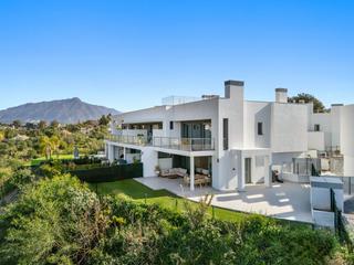 Haus in Guadalmina Alta
