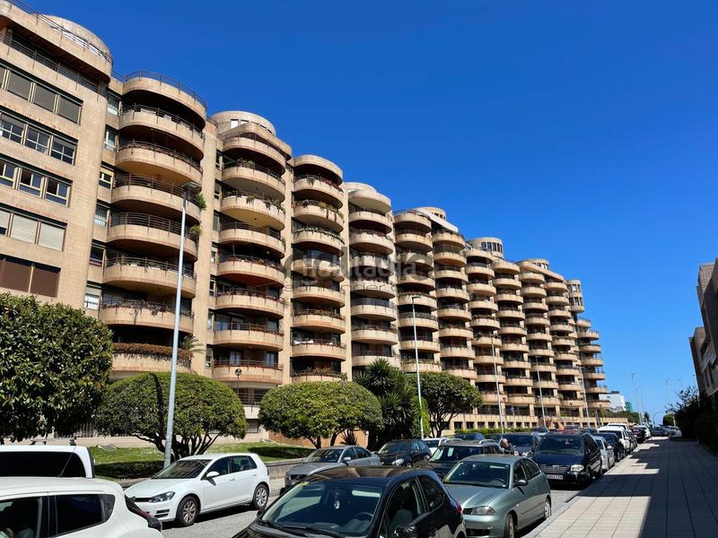 Foto 7cbedb6b-9e44-4bde-a96d-1d4313d7d95e. Piso en avenida pontejos 29 piso con vistas y excelente ubicación junto a la playa en Santander