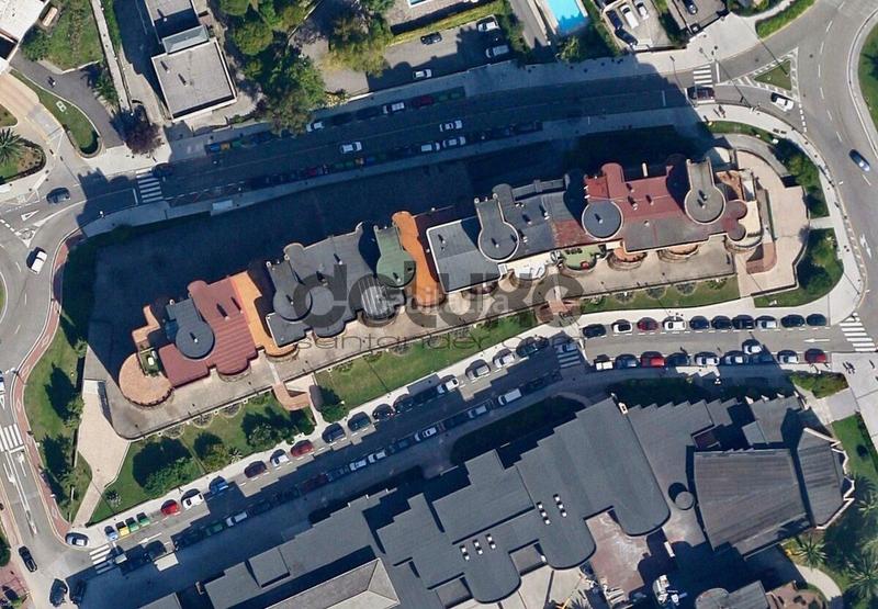 Foto ff2bcaeb-8707-413b-a9a3-ef6c0ec9c6f3. Piso en avenida pontejos 29 piso con vistas y excelente ubicación junto a la playa en Santander
