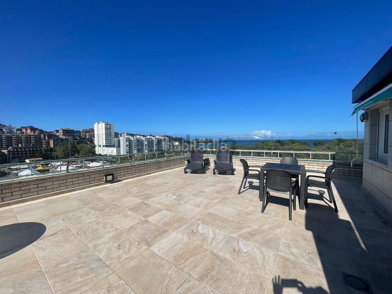 Foto 352706b8-bbc9-4558-b099-b7754f6a687a. Alquiler ático en El Sardinero Santander