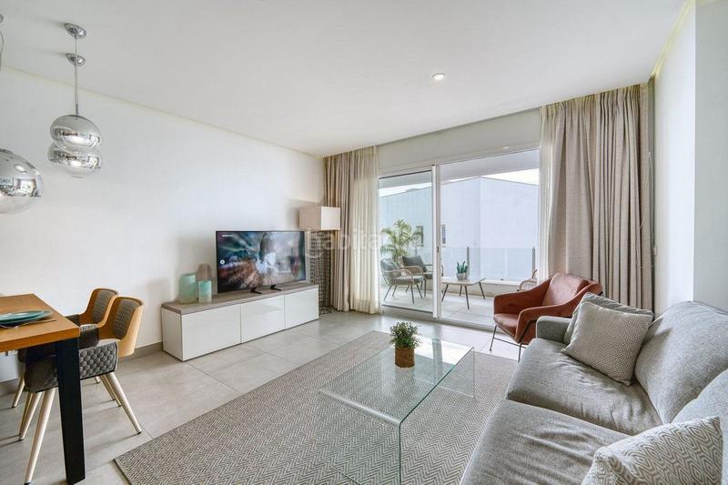 Foto 406e8518-2f02-43b9-82a8-479292aaf0af. Apartamento en Alto de los Monteros Marbella