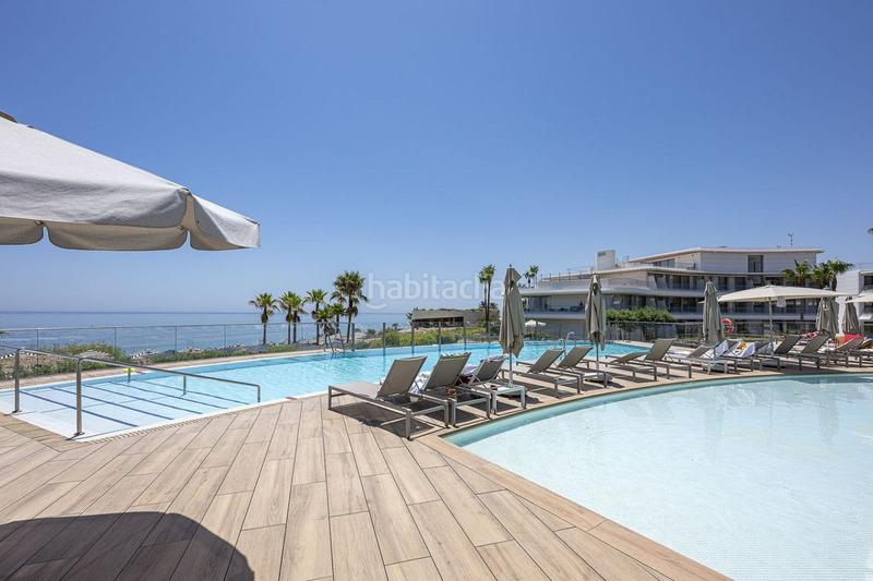 Foto 9bc48a12-8c9a-40bd-bdaa-b4a4a2d54cae. Apartament amb aparcament piscina a Parque Central Estepona