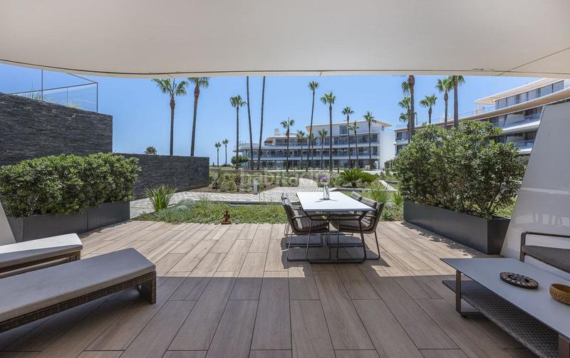 Foto 95a623ae-589d-4d79-98f8-d812c776e376. Appartement mit parking pool in Parque Central Estepona