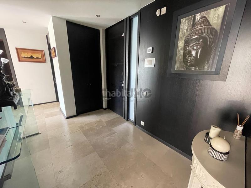 Foto 2f205a81-7fc8-46f9-b46e-844770a673db. Planta baixa amb calefacció aparcament piscina a Santander