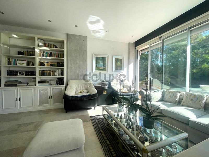 Foto 378f56d0-f614-45d3-9b69-19b059769a09. Planta baixa amb calefacció aparcament piscina a Santander