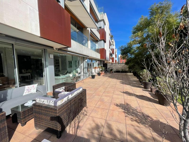 Foto 489bd6e2-752d-485f-a5a1-a5c0f0157fcd. Planta baixa amb calefacció aparcament piscina a Santander