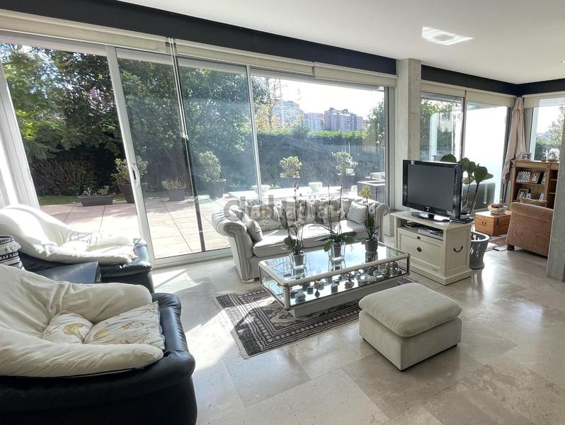 Foto 53170559-f172-43ef-9023-5eb263fdb831. Planta baixa amb calefacció aparcament piscina a Santander