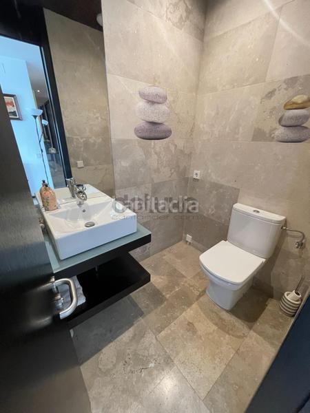 Foto 75bd067e-2088-4f75-96c0-08a8454fdd57. Planta baixa amb calefacció aparcament piscina a Santander