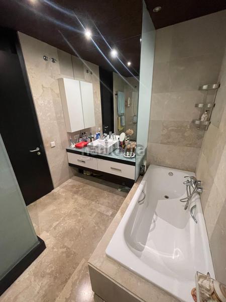 Foto 94b1cdb6-e6c1-4fee-a7b4-0127eecf6d8d. Planta baixa amb calefacció aparcament piscina a Santander