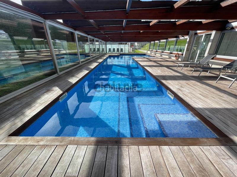 Foto c4550697-fb0a-4c0d-88ed-b70471ddfb90. Planta baixa amb calefacció aparcament piscina a Santander